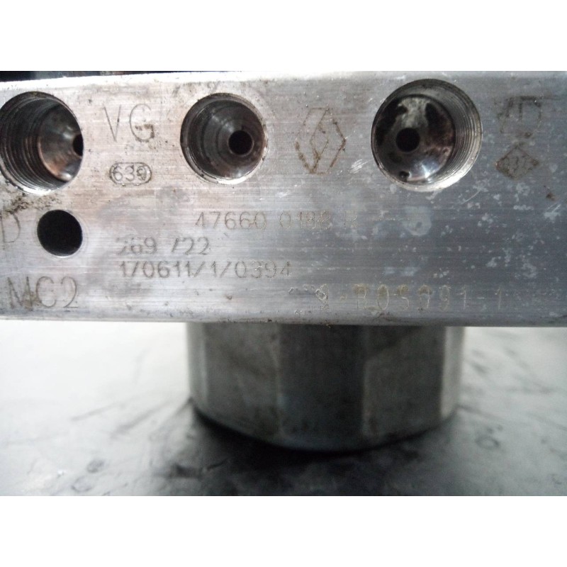 Recambio de abs para dacia sandero ambiance referencia OEM IAM 476600188R 269722 P3-B8-28-1