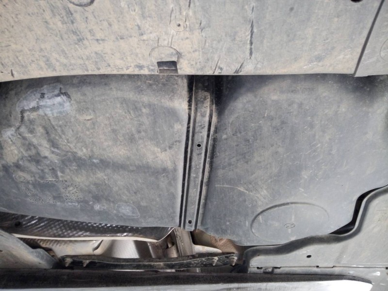 Recambio de deposito combustible para volkswagen t-cross basis referencia OEM IAM 2Q020101  