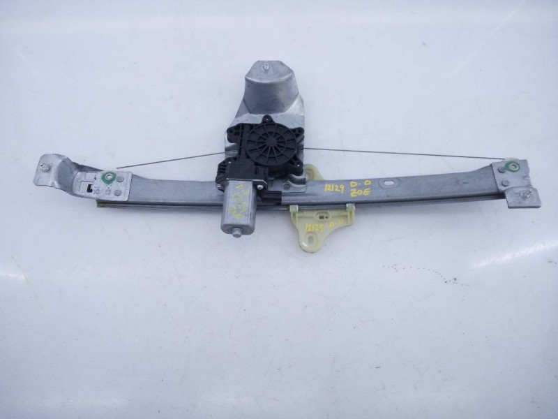Recambio de elevalunas delantero derecho para renault zoe bose referencia OEM IAM 128001472B 9030318C E1-A1-24-2