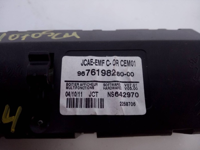 Recambio de sistema audio / radio cd para citroën c4 lim. business referencia OEM IAM 9676838180 967619828000 E3-B2-39-4