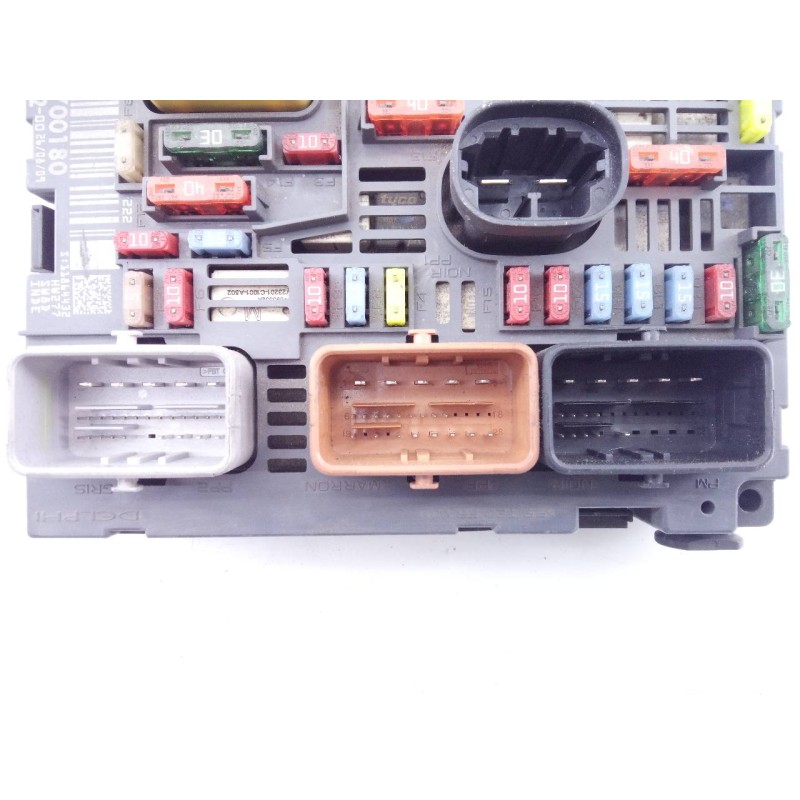 Recambio de caja reles / fusibles para citroën c4 grand picasso monospace referencia OEM IAM 9666700180  E3-B2-31-2