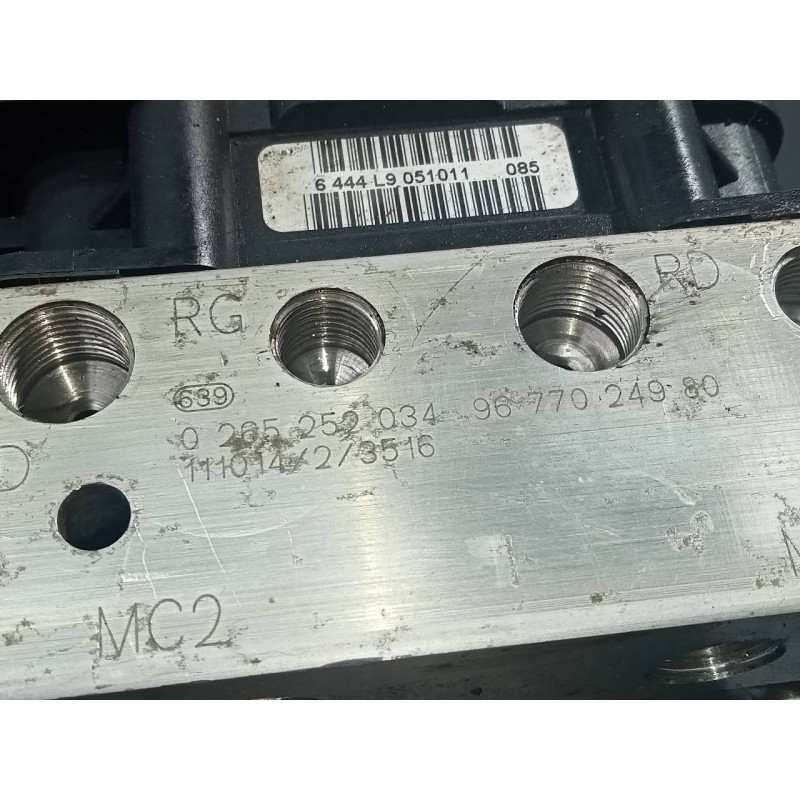 Recambio de abs para citroën c4 lim. business referencia OEM IAM 0265252034 9677024980 P3-B8-23-3