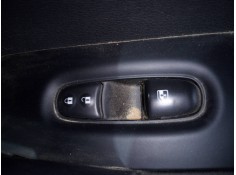 MANDO ELEVALUNAS DELANTERO DERECHO 