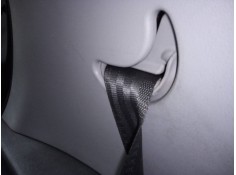 CINTURON SEGURIDAD TRASERO DERECHO 