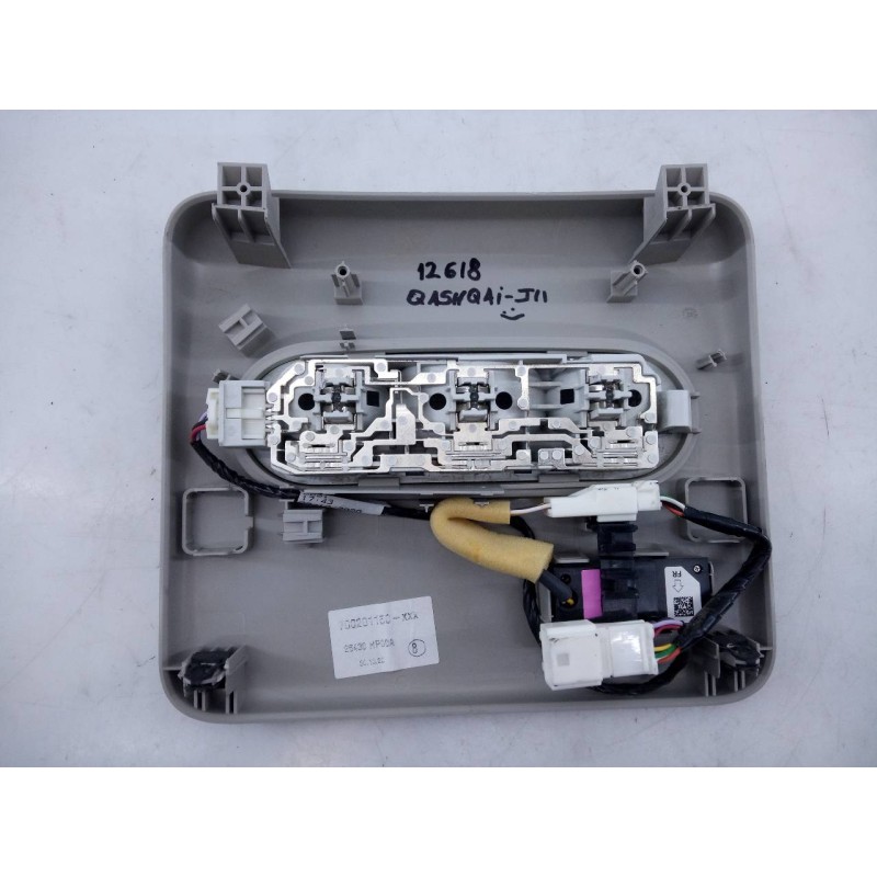 Recambio de luz interior para nissan qashqai (j11) acenta referencia OEM IAM 26430HP00A  E2-A4-54-2