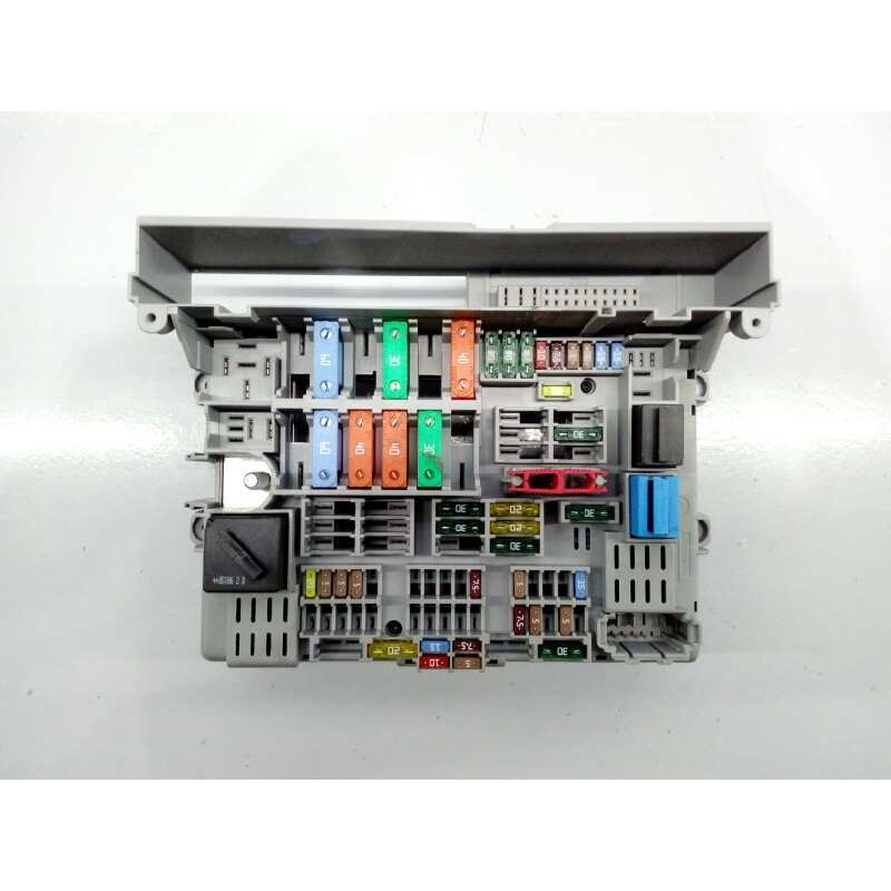 Recambio de caja reles / fusibles para bmw serie 3 berlina (e90) 320i referencia OEM IAM 92969881030101  E1-A3-15-2