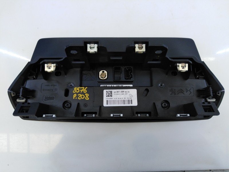 Recambio de sistema audio / radio cd para peugeot 208 (p2) allure referencia OEM IAM 9838129680 98261078XU E3-B2-47-4