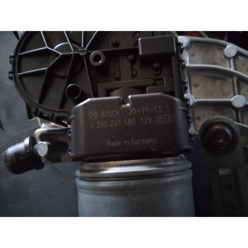 Recambio de motor limpia delantero para renault zoe bose referencia OEM IAM 0390241580  