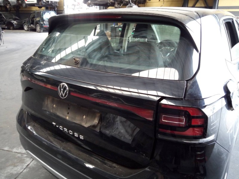Recambio de porton trasero para volkswagen t-cross basis referencia OEM IAM   