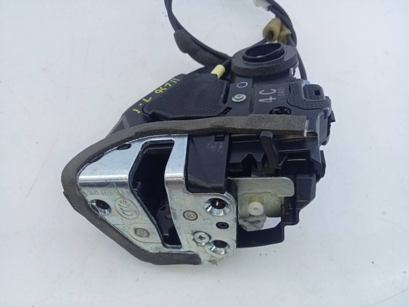 Recambio de cerradura puerta trasera izquierda para toyota rav 4 advance hybrid referencia OEM IAM 4C8100408  E2-B4-50-2