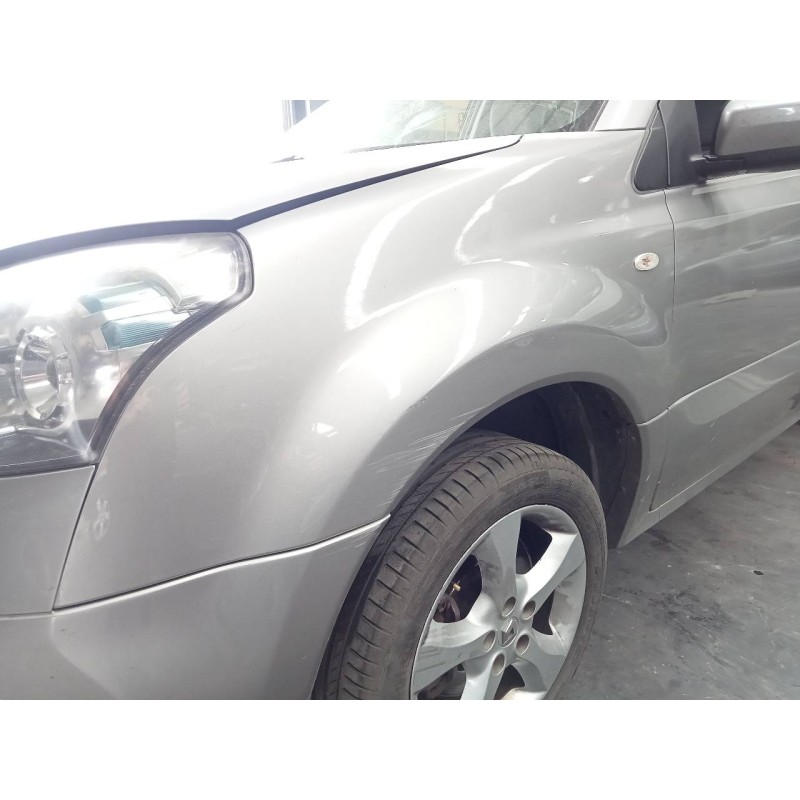 Recambio de aleta delantera izquierda para renault koleos dynamique referencia OEM IAM   