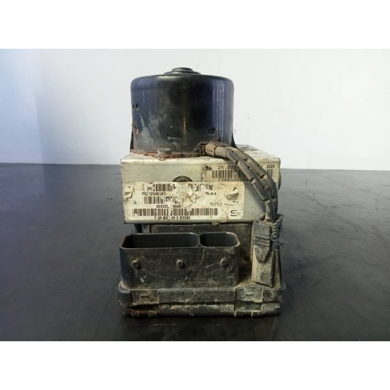 Recambio de abs para chrysler jeep cherokee (kj) 2.5 crd sport referencia OEM IAM P52123491AC 56041585AA P3-B8-24-1