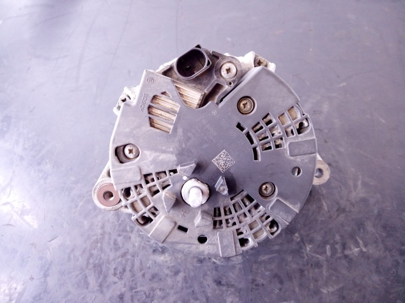 Recambio de alternador para mercedes-benz clase a (w176) a 180 cdi blueefficiency (176.000) referencia OEM IAM A0009063322 01257