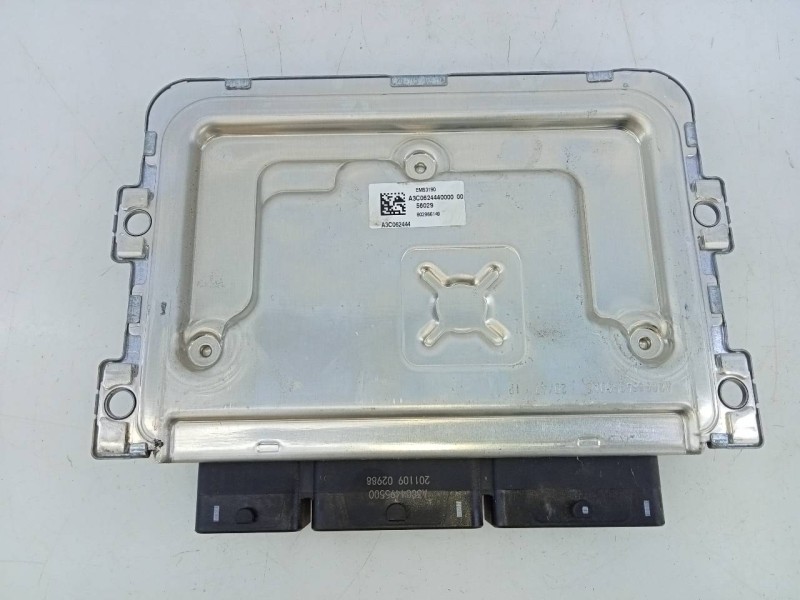 Recambio de centralita motor uce para renault zoe bose referencia OEM IAM 237D40399R 237D40400R E2-A1-40-2