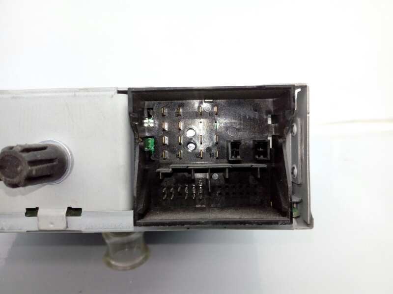 Recambio de sistema navegacion gps para renault scenic iii limited referencia OEM IAM   E2-A1-28-4