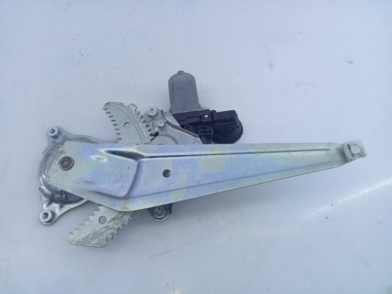Recambio de elevalunas trasero izquierdo para toyota rav 4 advance hybrid referencia OEM IAM 8571035180 2621002331 E2-B4-48-2
