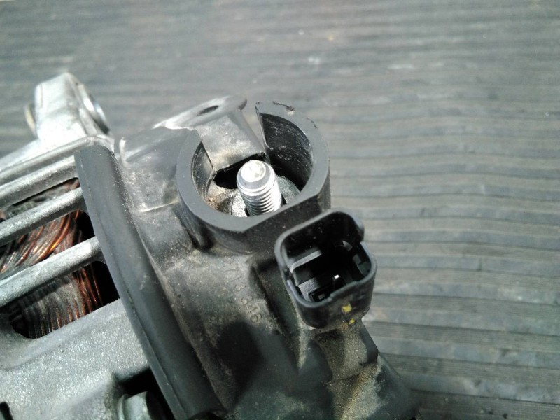 Recambio de alternador para peugeot 2008 (--.2013) style referencia OEM IAM 9818677980  P3-B6-5-2