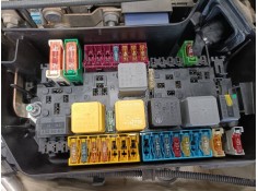 Recambio de caja reles / fusibles para mercedes-benz clase a (w176) a 180 cdi blueefficiency (176.000) referencia OEM IAM   