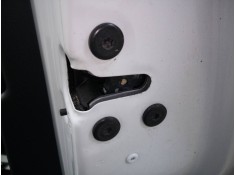 CERRADURA PUERTA TRASERA DERECHA 