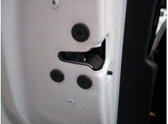 CERRADURA PUERTA TRASERA IZQUIERDA 