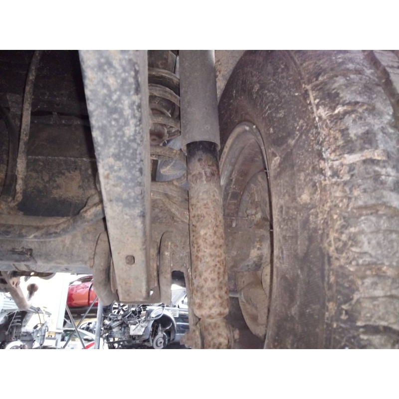 Recambio de amortiguador trasero izquierdo para chrysler jeep cherokee (kj) 2.5 crd sport referencia OEM IAM   
