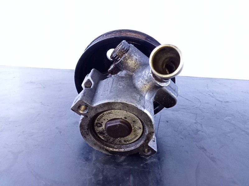 Recambio de bomba direccion para chrysler jeep cherokee (kj) 2.5 crd sport referencia OEM IAM 52088712AC 26092828 P3-B4-7-2