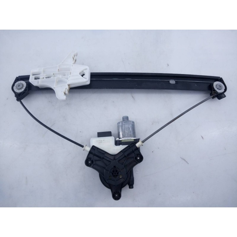 Recambio de elevalunas trasero derecho para volkswagen t-cross basis referencia OEM IAM 5Q0959408D  E1-B6-46-2