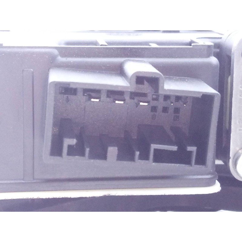 Recambio de elevalunas trasero derecho para volkswagen t-cross basis referencia OEM IAM 5Q0959408D  E1-B6-46-2