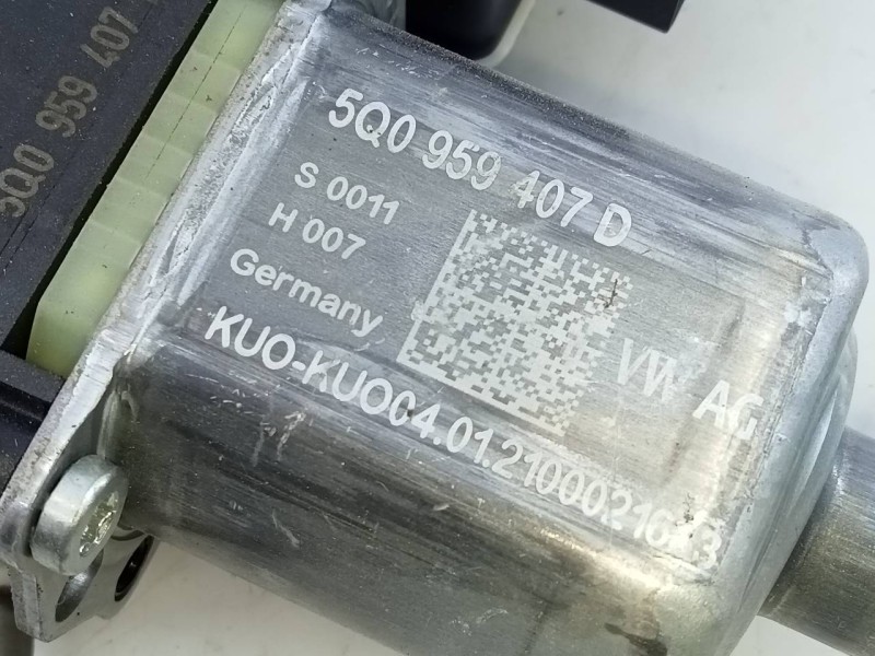 Recambio de elevalunas trasero izquierdo para volkswagen t-cross basis referencia OEM IAM 5Q0959407D  E1-B6-34-1