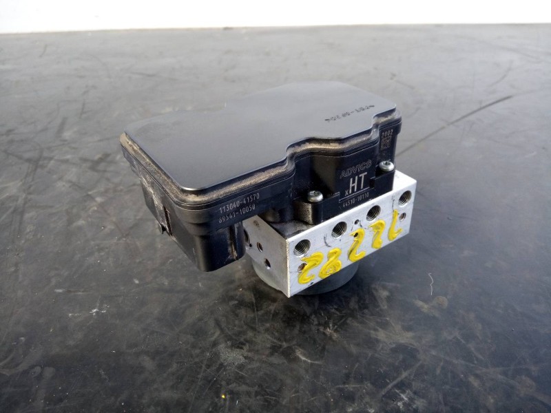 Recambio de abs para toyota c-hr hybrid active referencia OEM IAM 8954110050 11304041570 P3-B8-24-4