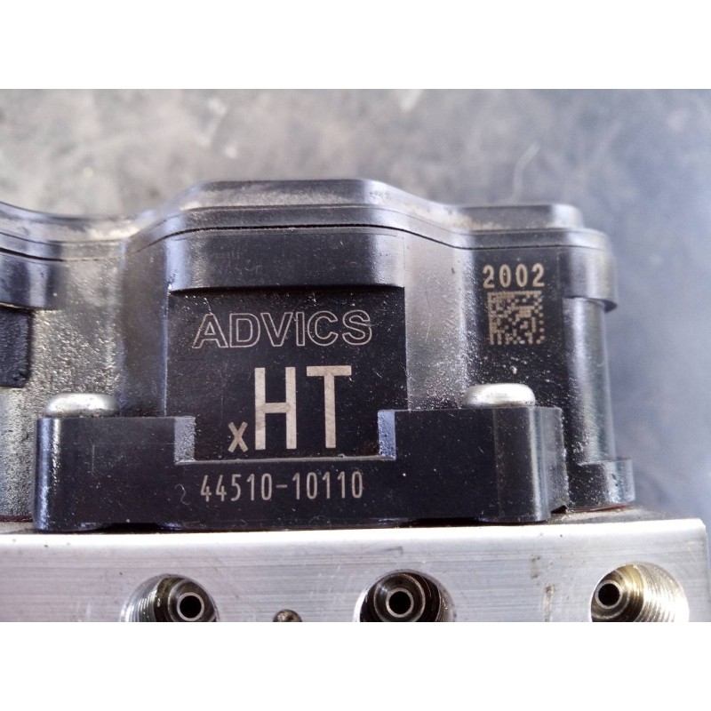 Recambio de abs para toyota c-hr hybrid active referencia OEM IAM 8954110050 11304041570 P3-B8-24-4