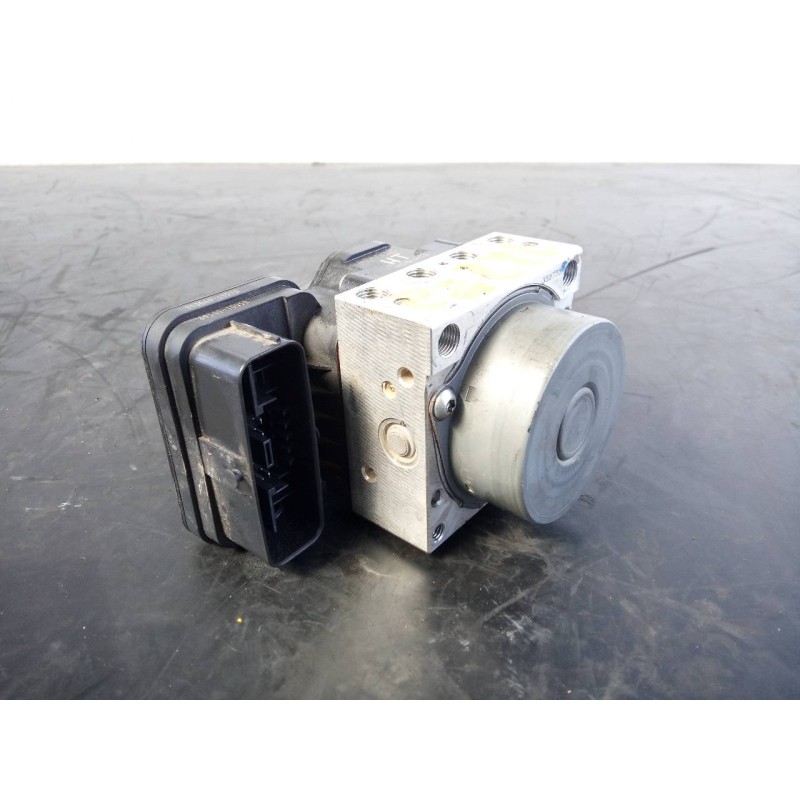 Recambio de abs para toyota c-hr hybrid active referencia OEM IAM 8954110050 11304041570 P3-B8-24-4