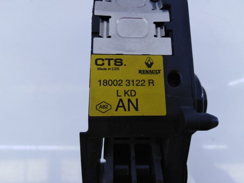 Recambio de pedal acelerador para dacia dokker ambiance referencia OEM IAM 180023122R  E2-A1-22-7