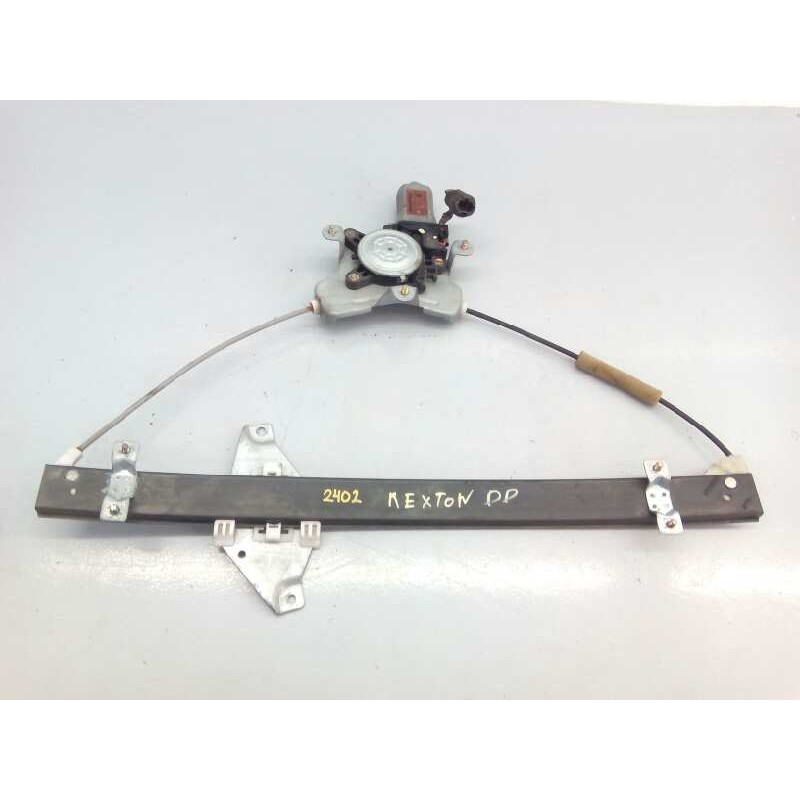 Recambio de elevalunas delantero derecho para ssangyong rexton referencia OEM IAM 8810008011  E1-B3-40-1