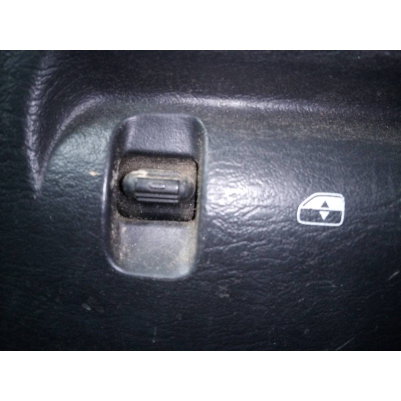 Recambio de mando elevalunas trasero izquierdo para chrysler jeep cherokee (kj) 2.5 crd sport referencia OEM IAM   