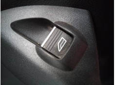 MANDO ELEVALUNAS TRASERO DERECHO 