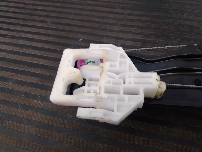 Recambio de elevalunas trasero derecho para bmw serie x1 (f48) sdrive18d referencia OEM IAM 734951208 13262410 E1-A3-44-2