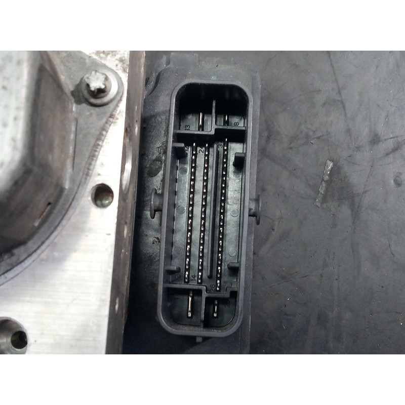 Recambio de abs para dacia sandero ambiance referencia OEM IAM 476608644R 13053010619 P3-A8-15-2