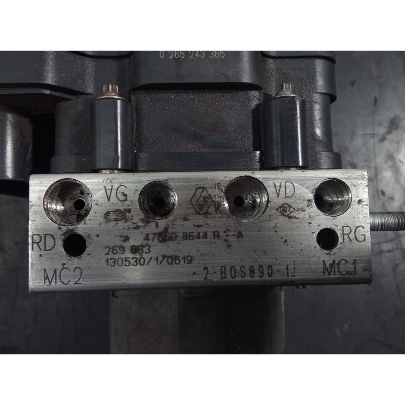 Recambio de abs para dacia sandero ambiance referencia OEM IAM 476608644R 13053010619 P3-A8-15-2