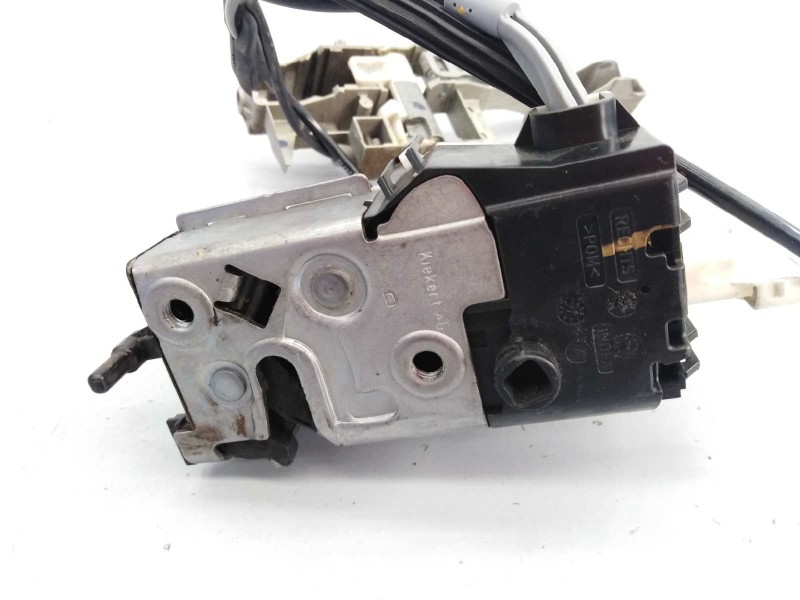 Recambio de cerradura puerta delantera derecha para citroën c4 berlina collection referencia OEM IAM 9686719780  E1-A4-4-1