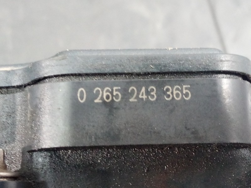 Recambio de abs para dacia sandero ambiance referencia OEM IAM 476608644R 13053010619 P3-A8-15-2