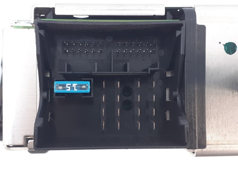 Recambio de sistema audio / radio cd para bmw serie 1 lim. (f20) 116d referencia OEM IAM 6512923648901 A2C53411745 E3-A2-20-3