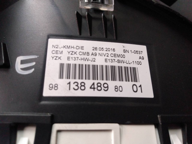 Recambio de cuadro instrumentos para peugeot 208 active referencia OEM IAM 9813848980  E3-B2-27-4