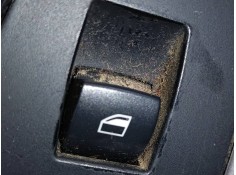 MANDO ELEVALUNAS TRASERO IZQUIERDO 