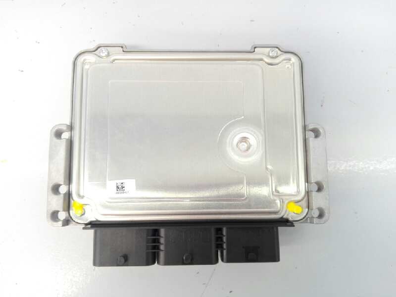 Recambio de centralita motor uce para peugeot partner kasten doble cabina referencia OEM IAM 9805947380 0281019817 E3-B2-25-3