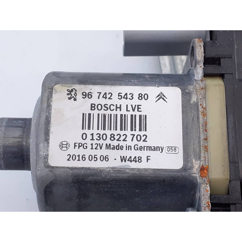 Recambio de elevalunas delantero derecho para peugeot 208 active referencia OEM IAM 9674254380  E1-A4-4-1