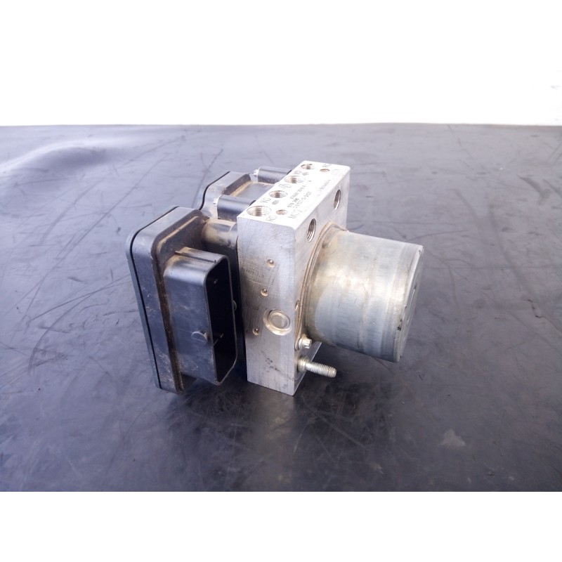 Recambio de abs para renault zoe bose referencia OEM IAM 476602879R  P3-B8-17-1