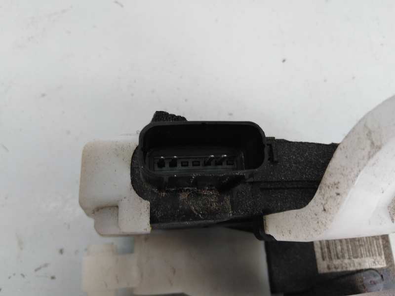 Recambio de cerradura puerta trasera derecha para hyundai ix35 style awd referencia OEM IAM   E2-B5-3-2