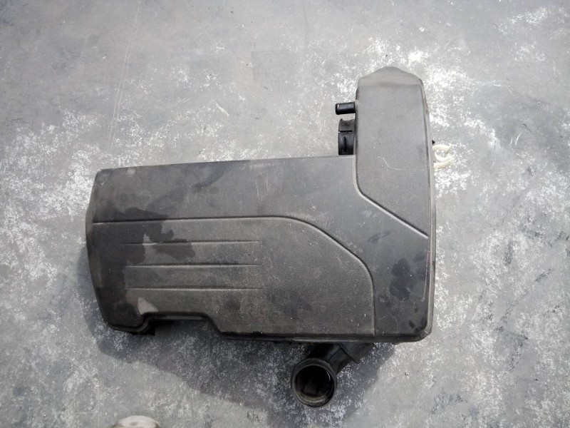 Recambio de filtro aire para dacia sandero ambiance referencia OEM IAM   