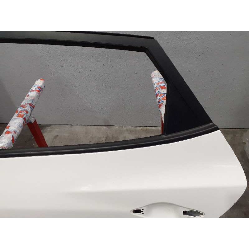Recambio de puerta trasera izquierda para hyundai ix35 style awd referencia OEM IAM   E5-B3-4